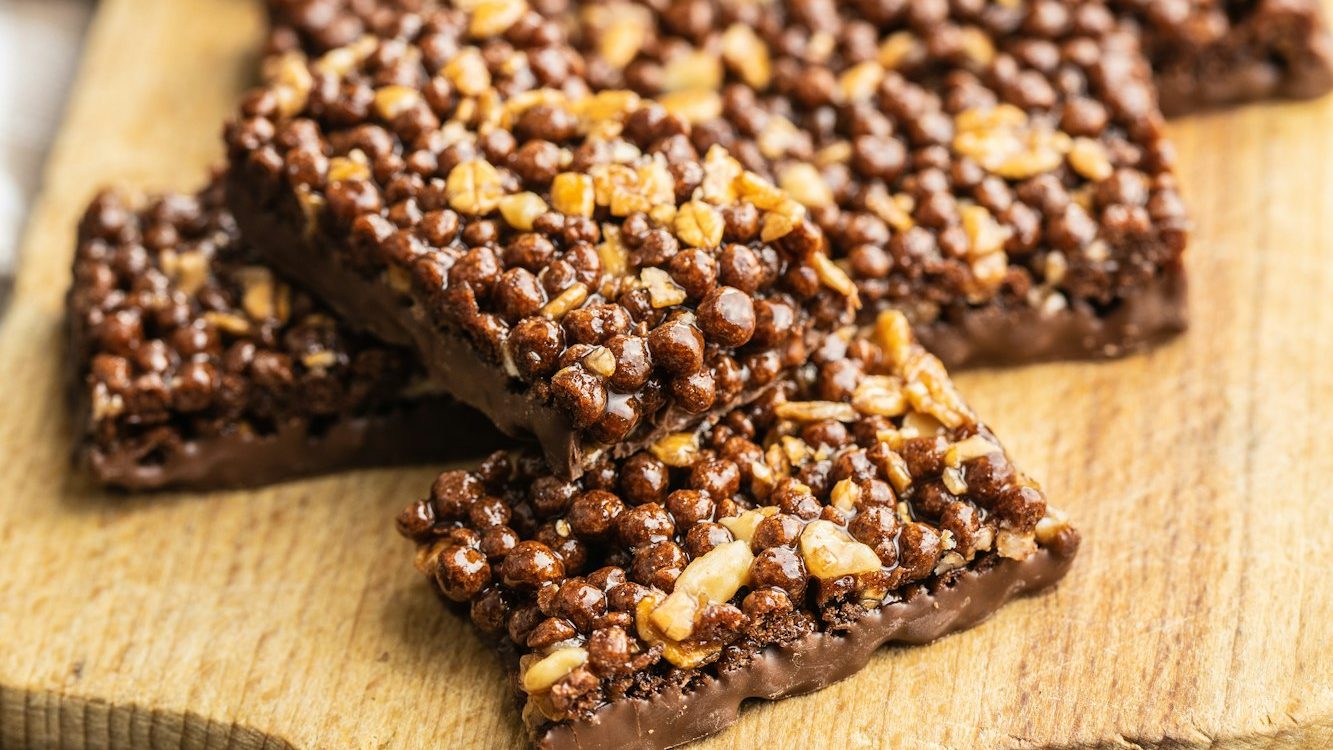 Chocolate cereal bars. Tasty protein bars.